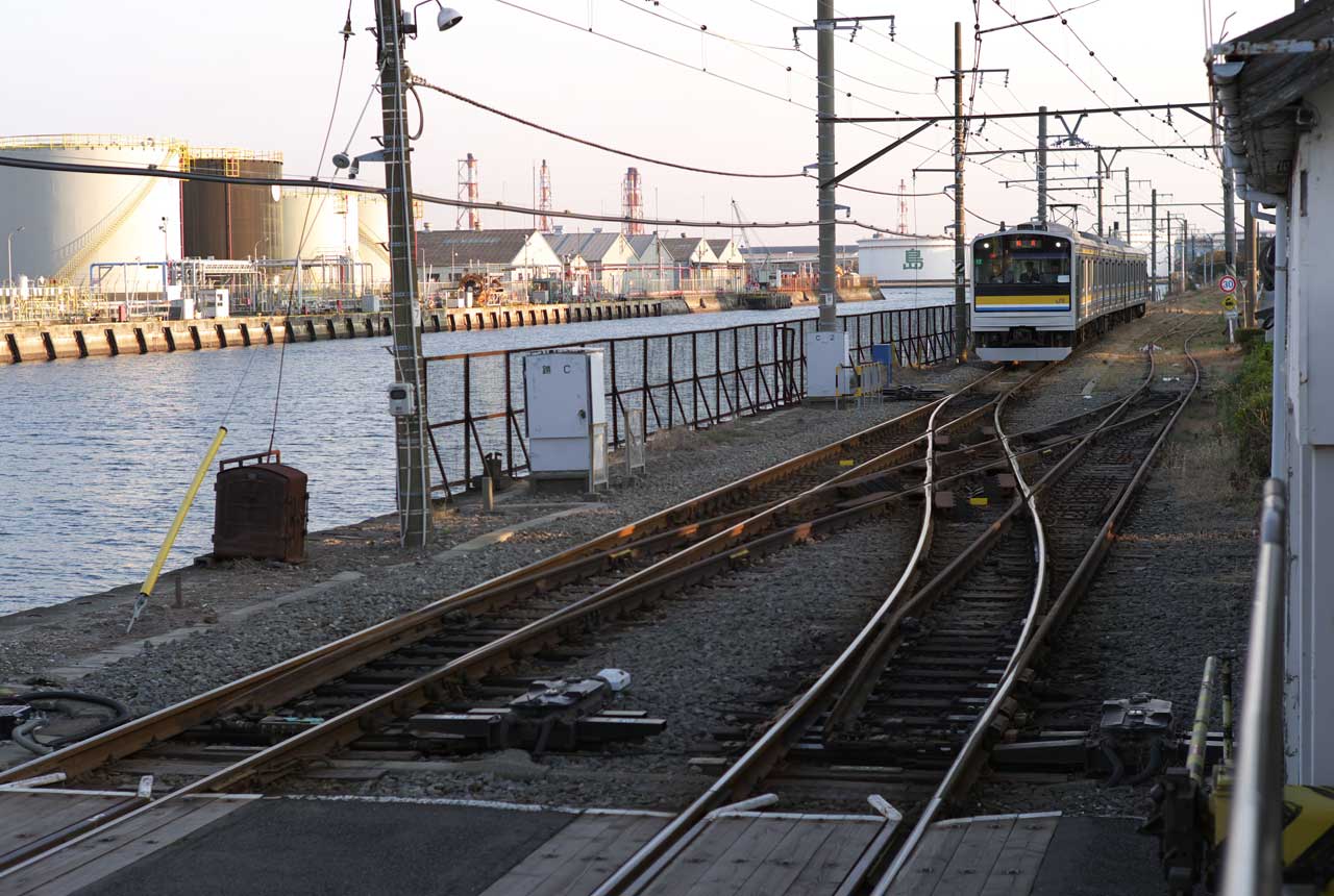 鶴見線 新芝浦駅