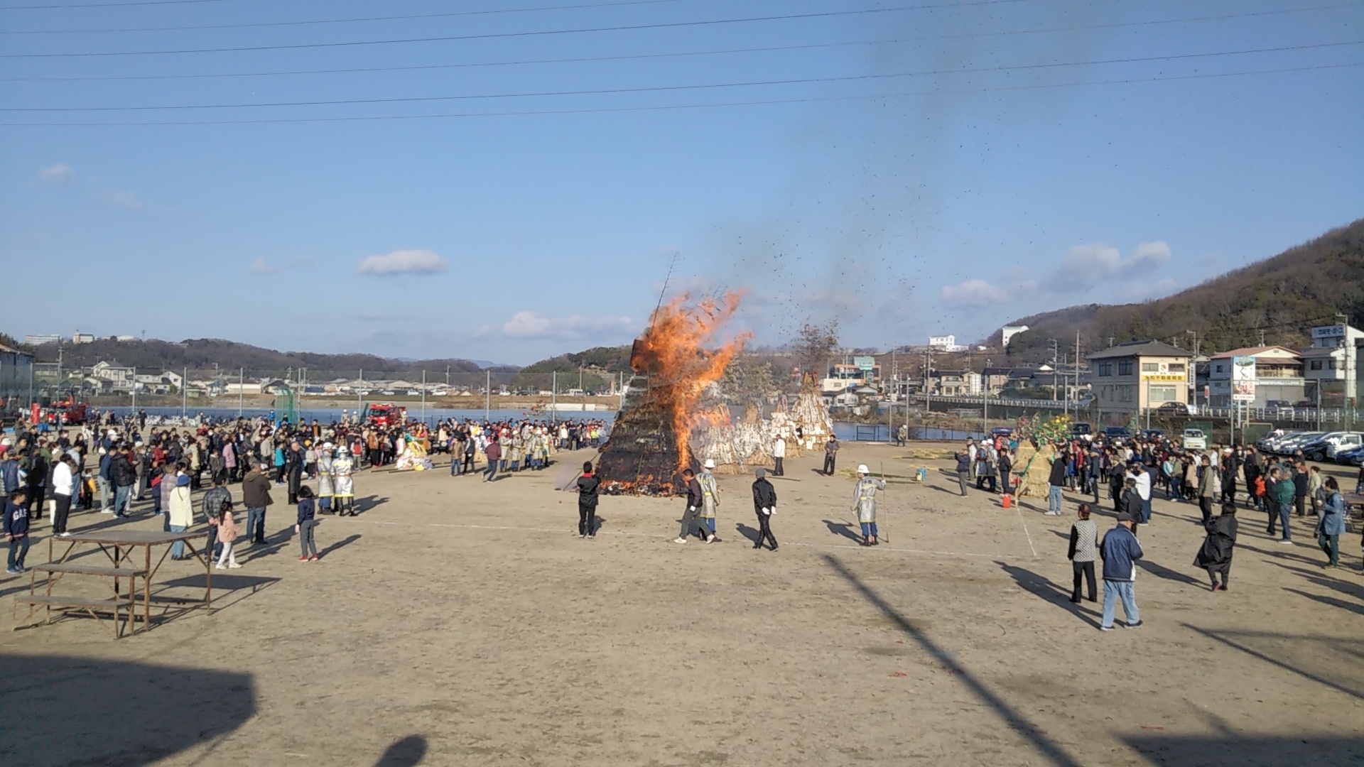 福山市千田町・T様邸ブルーの家具でアクセント！個性が光るお家 - DASHホーム（ダッシュホーム）｜広島・福山市のローコスト住宅専門店  ｜新築・ローコスト住宅・中古住宅