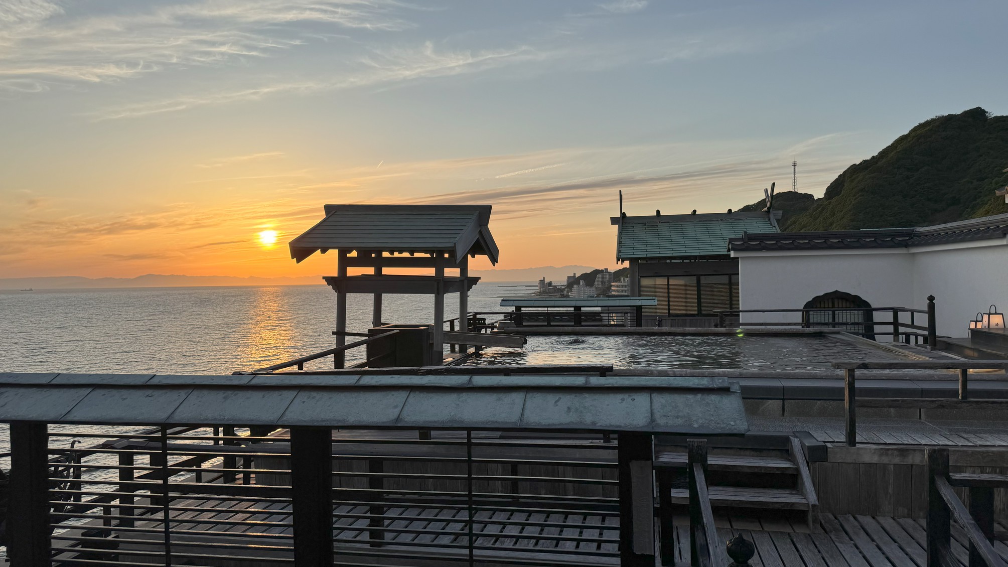 絶景露天風呂のお宿 −粛・海風 【お風呂編】』内海・南知多(愛知県)の旅行記・ブログ