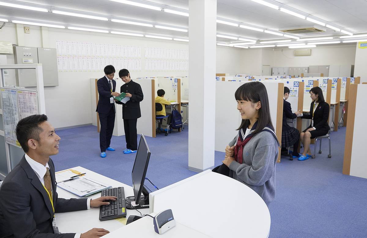 アップ学習会春木教室 | 大阪府岸和田市で人気のプログラミング教室ならQUREOプログラミング教室