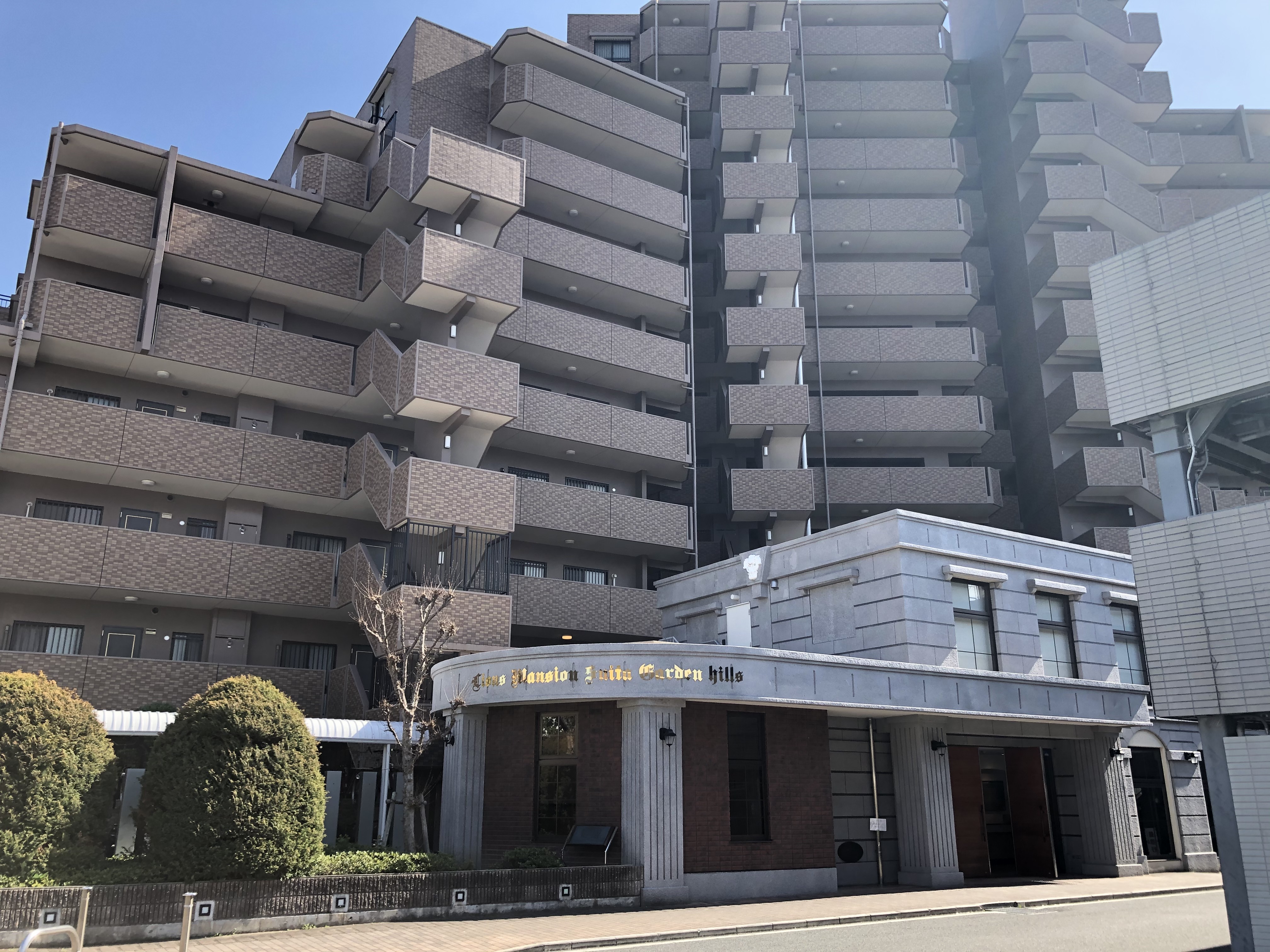 ライオンズマンション砧公園の建物情報/東京都世田谷区岡本１丁目｜【アットホーム】建物ライブラリー｜不動産・物件・住宅情報