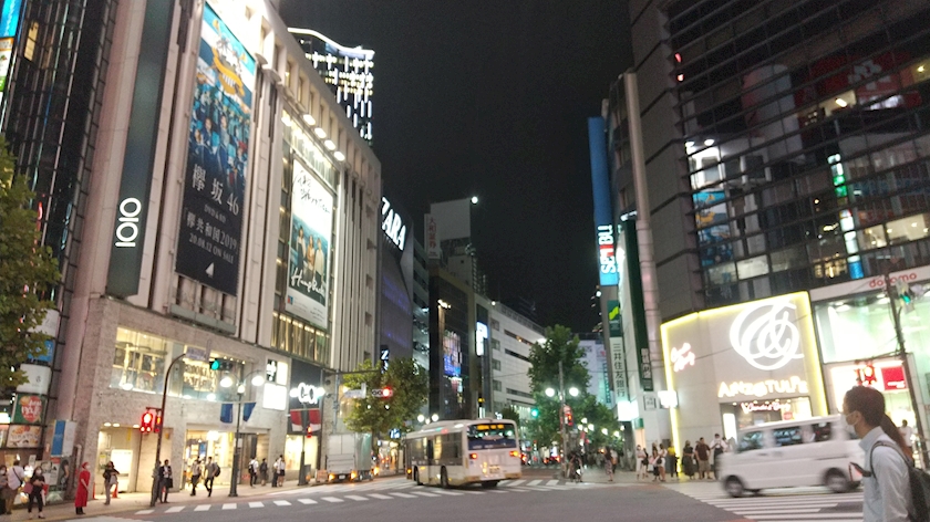 Lounge QUIN 渋谷にあるプチ熟女パブ🍷