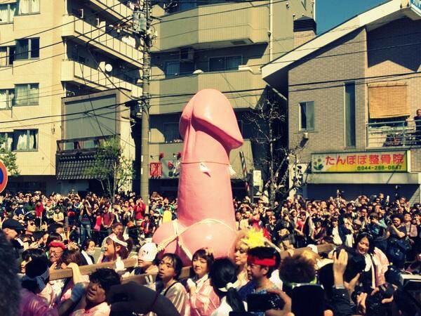 2ページ目)奇祭『かなまら祭り』は今年も大盛況！ しかし、その裏では… - メンズサイゾー