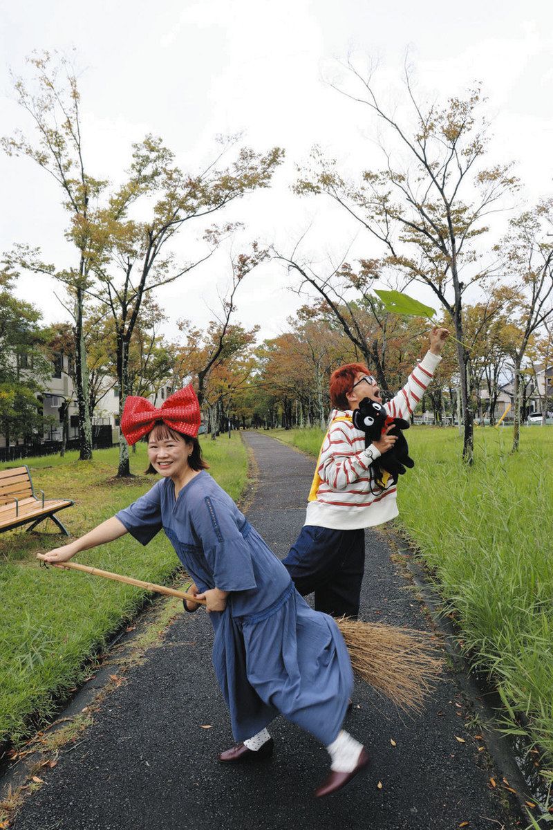 中野区】桃園通りに「はいから喫茶 桃花園（とうかえん）」がオープン！（11/5）大正ロマンを感じるお店です。“飲む桃”と“駄菓子の詰め放題”がありますよ〜  |