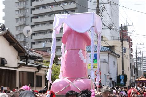 ニューハーフ 中 出