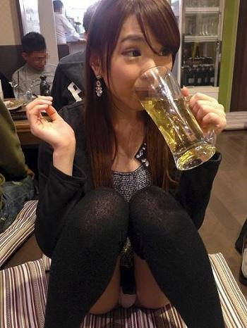 画像】飲み屋にいるこういうスケベ女が大好きな奴ｗｗｗｗｗｗｗｗ - ポッカキット