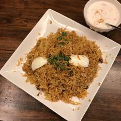 DELHI Dining（デリーダイニング）(横浜中華街/アジア・エスニック料理) |