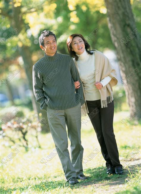 うちの熟女社長はゴックンさえできればどんなチ○ポでもフェラチオする 北島玲 -